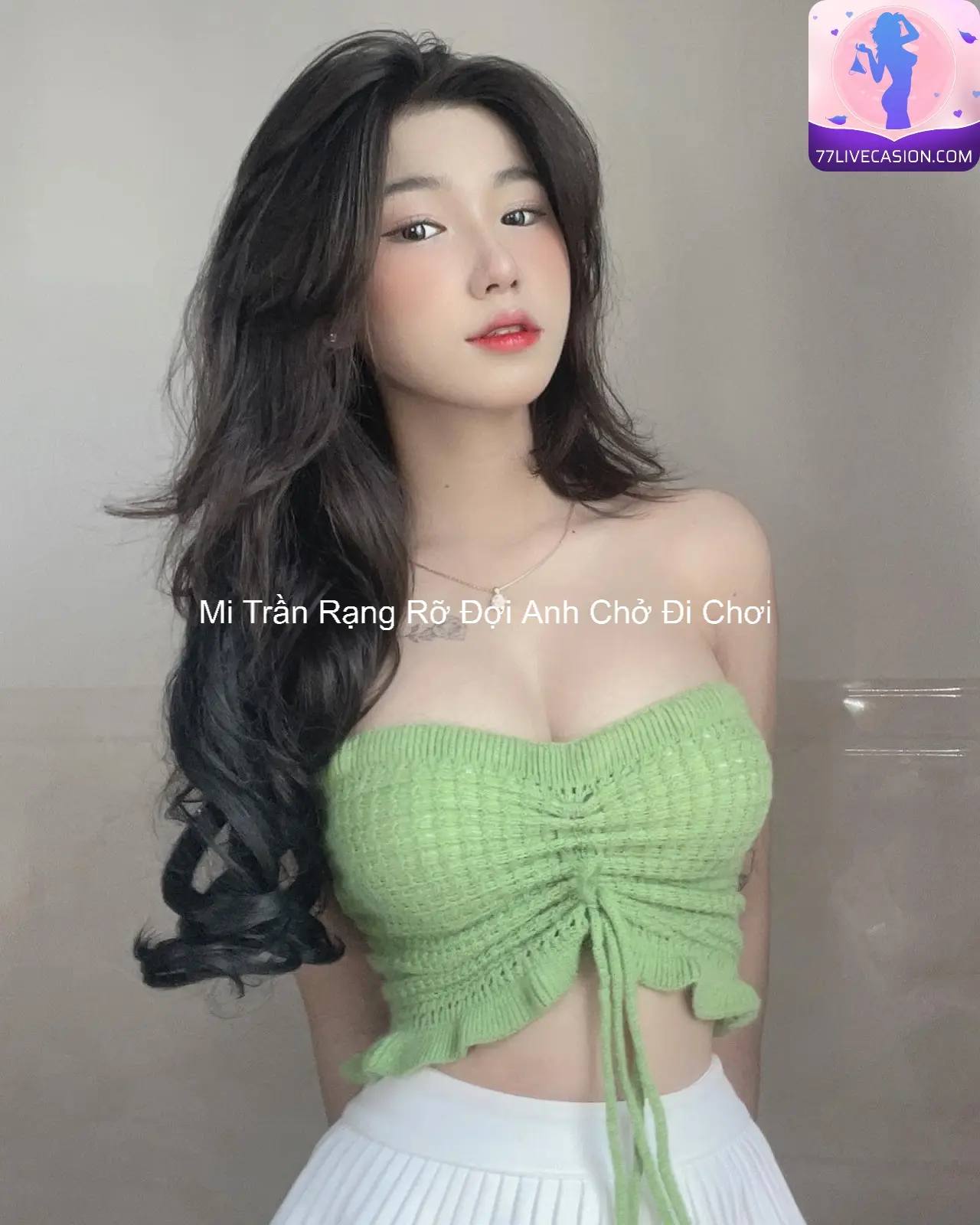 Mi Trần Rạng Rỡ Đợi Anh Chở Đi Chơi 1