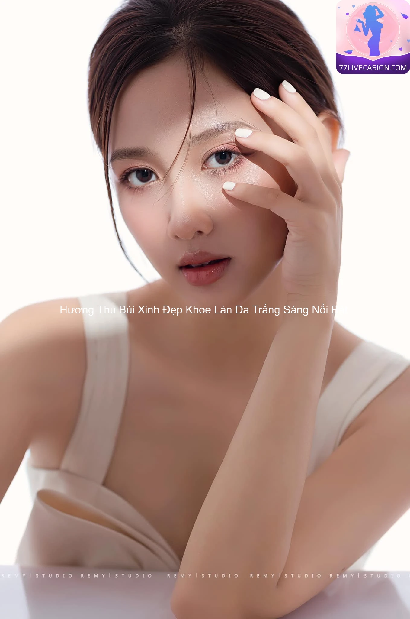 Hương Thu Bùi Xinh Đẹp Khoe Làn Da Trắng Sáng Nổi Bật 1 Hương Thu Bùi Xinh Đẹp Khoe Làn Da Trắng Sáng Nổi Bật 1