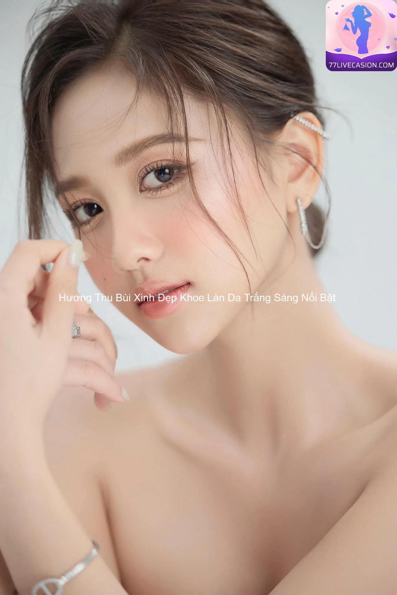 Hương Thu Bùi Xinh Đẹp Khoe Làn Da Trắng Sáng Nổi Bật 5 Hương Thu Bùi Xinh Đẹp Khoe Làn Da Trắng Sáng Nổi Bật 5