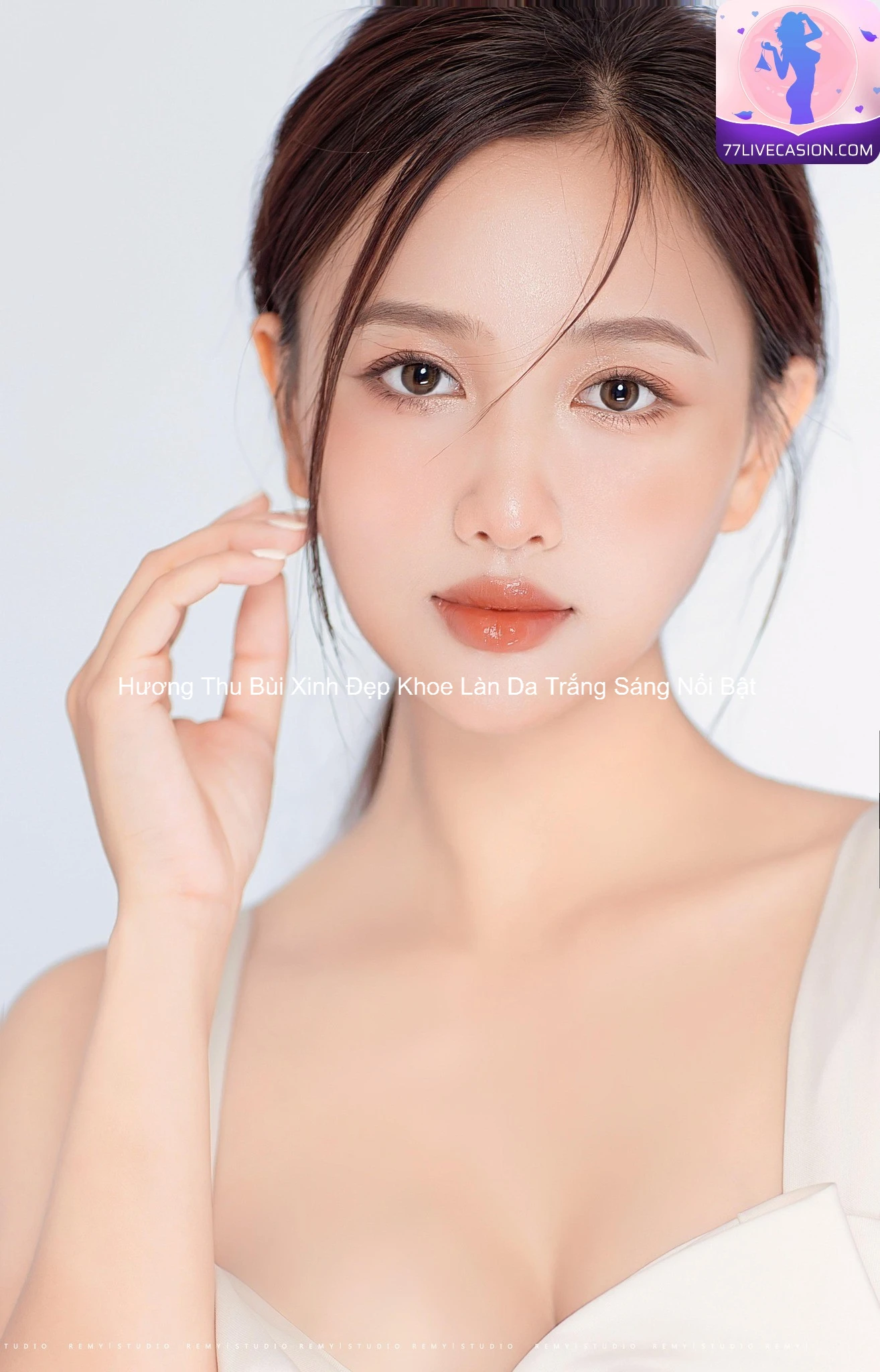 Hương Thu Bùi Xinh Đẹp Khoe Làn Da Trắng Sáng Nổi Bật 6 Hương Thu Bùi Xinh Đẹp Khoe Làn Da Trắng Sáng Nổi Bật 6